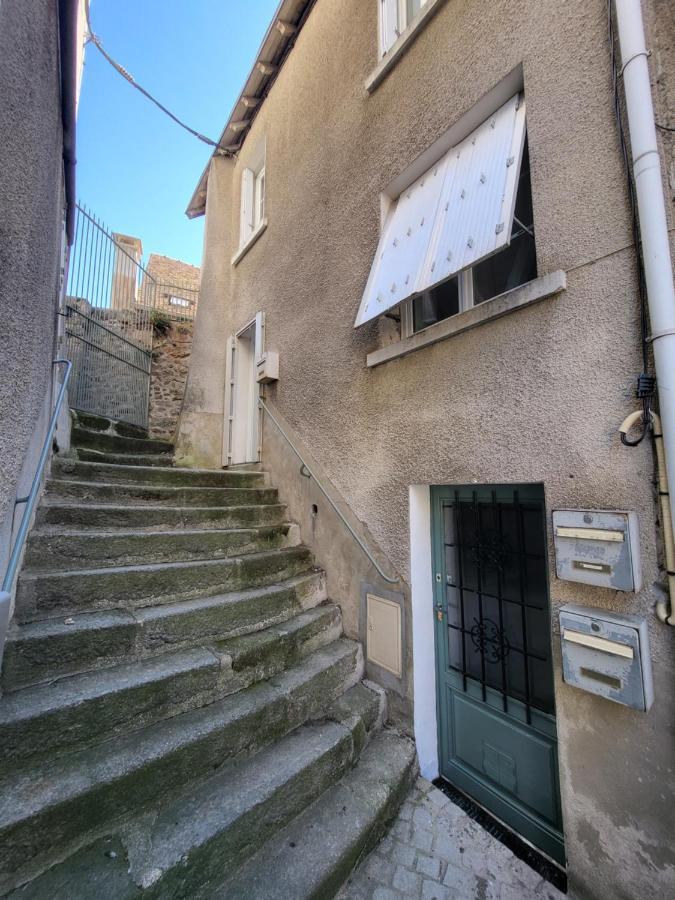 Superbe Appartement T2 Centre Historique La Souterraine Exterior photo